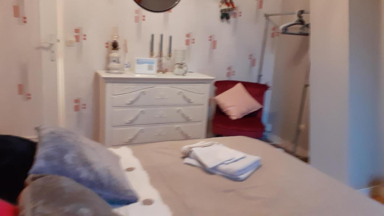 Chambre D'Hote "Chambre Dans Une Maison Pleine De Vie" Paris Exterior photo